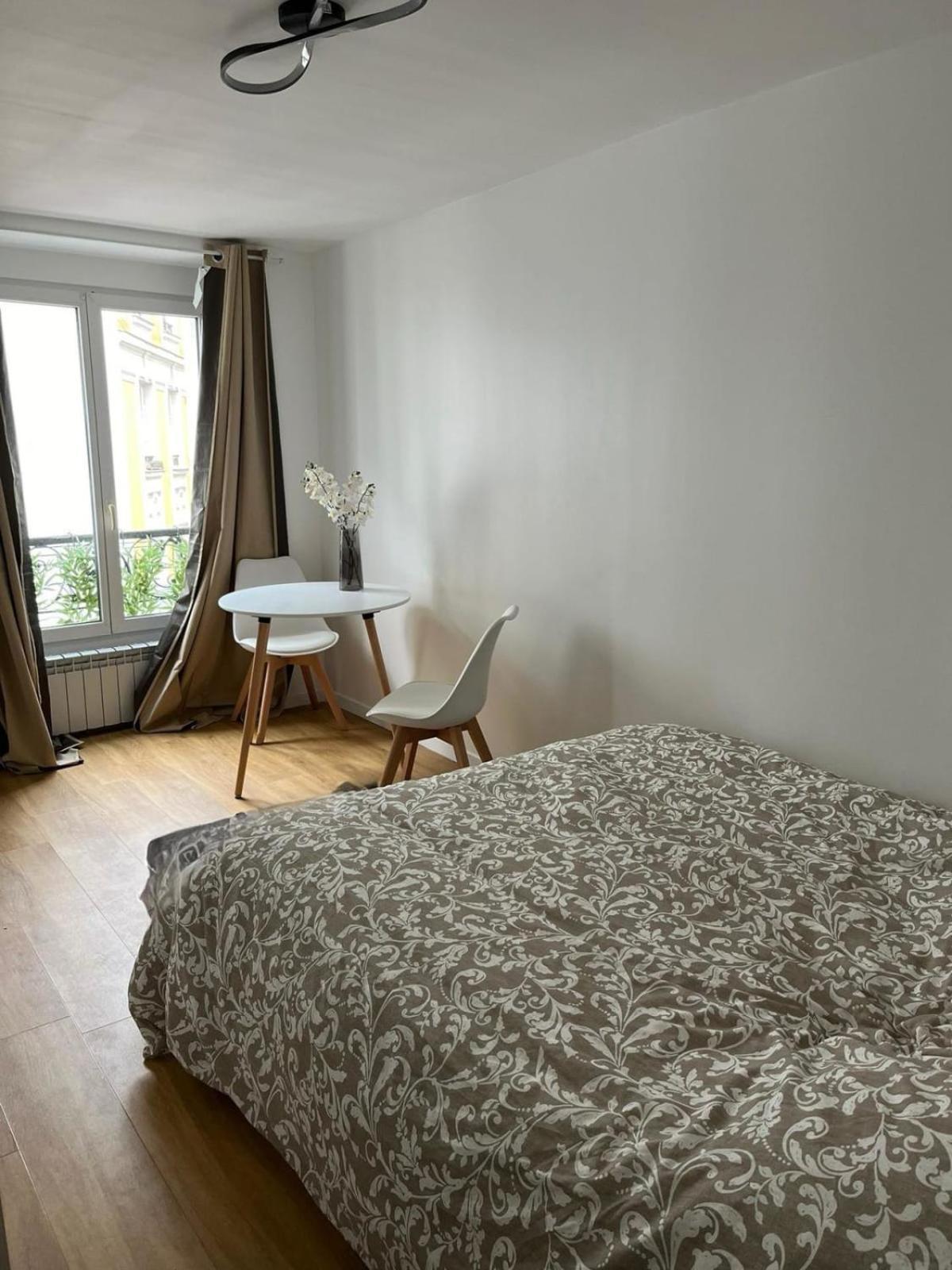 Bright Studio Near The Marais Apartment Paris Exterior foto